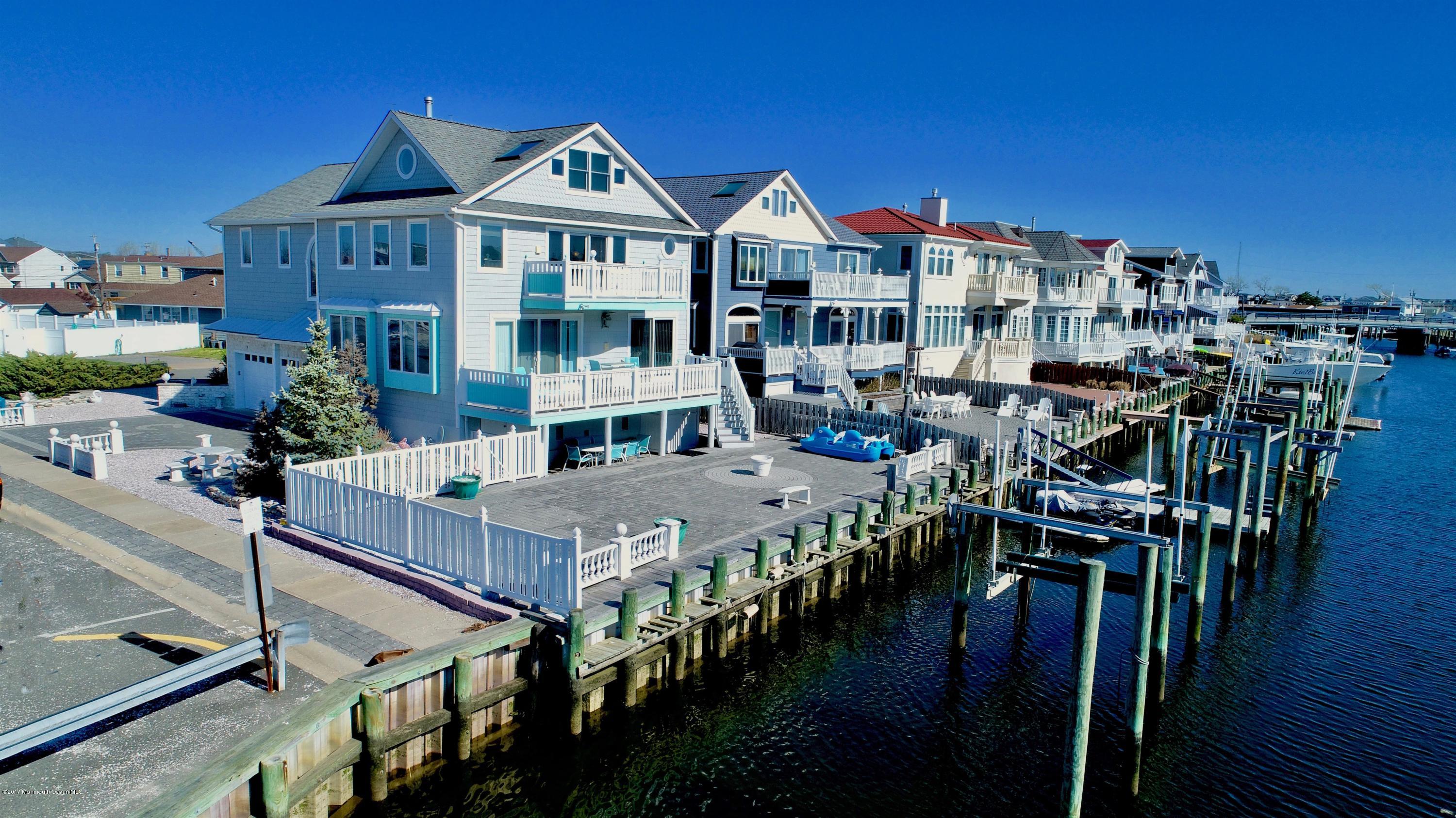 122 Riverside Place Point Pleasant Beach, NJ 08742 - Photo 1 of 45 012_42268340