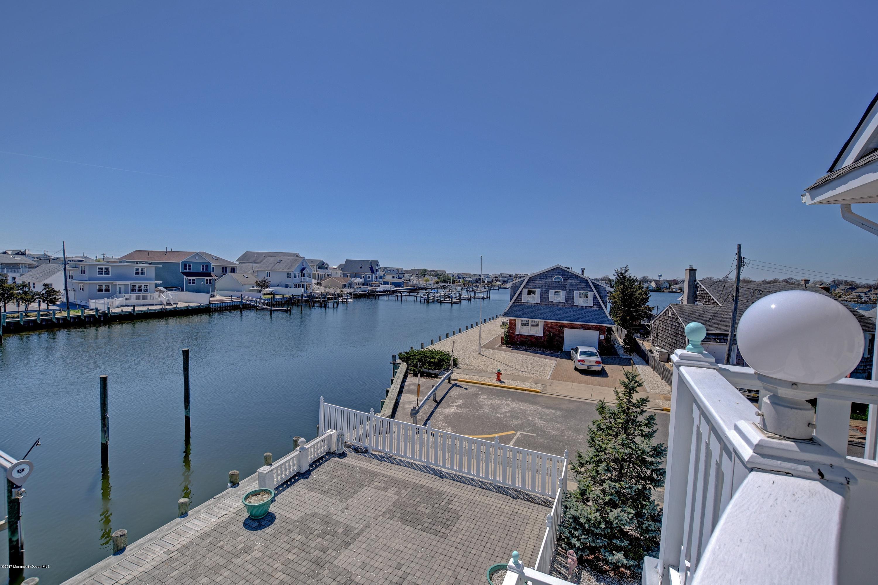 122 Riverside Place Point Pleasant Beach, NJ 08742 - Photo 36 of 45 051_AGB_1071And4more
