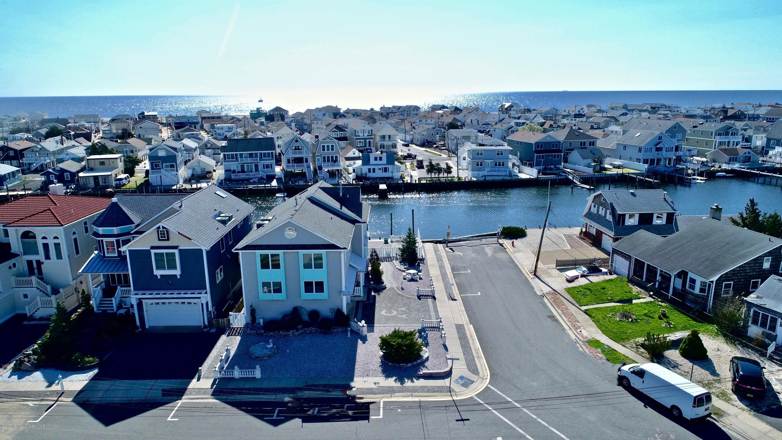 122 Riverside Place Point Pleasant Beach, NJ 08742 - Photo 37 of 45 003_42240765