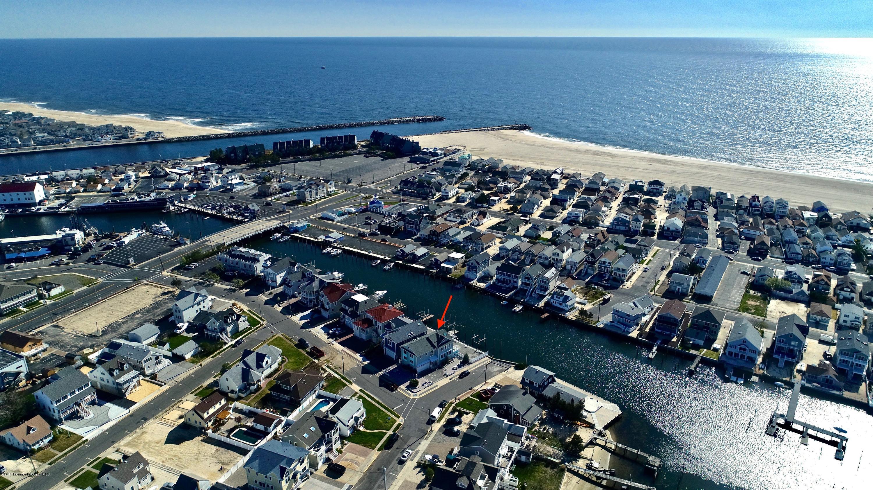 122 Riverside Place Point Pleasant Beach, NJ 08742 - Photo 40 of 45 008_42240716