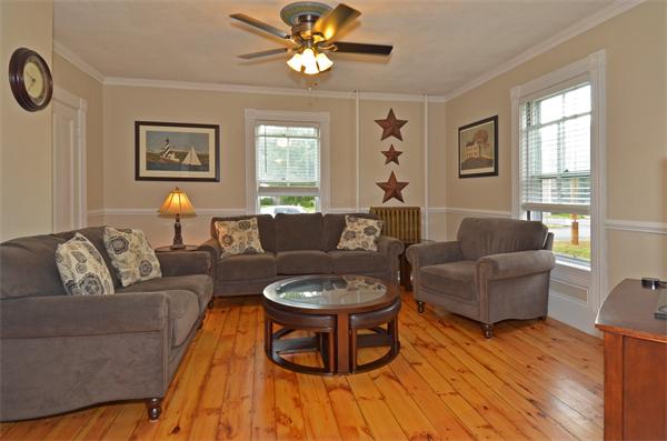 4 Independent Street Rowley, MA 01969 - Photo 4 of 27 Gallery Image 4