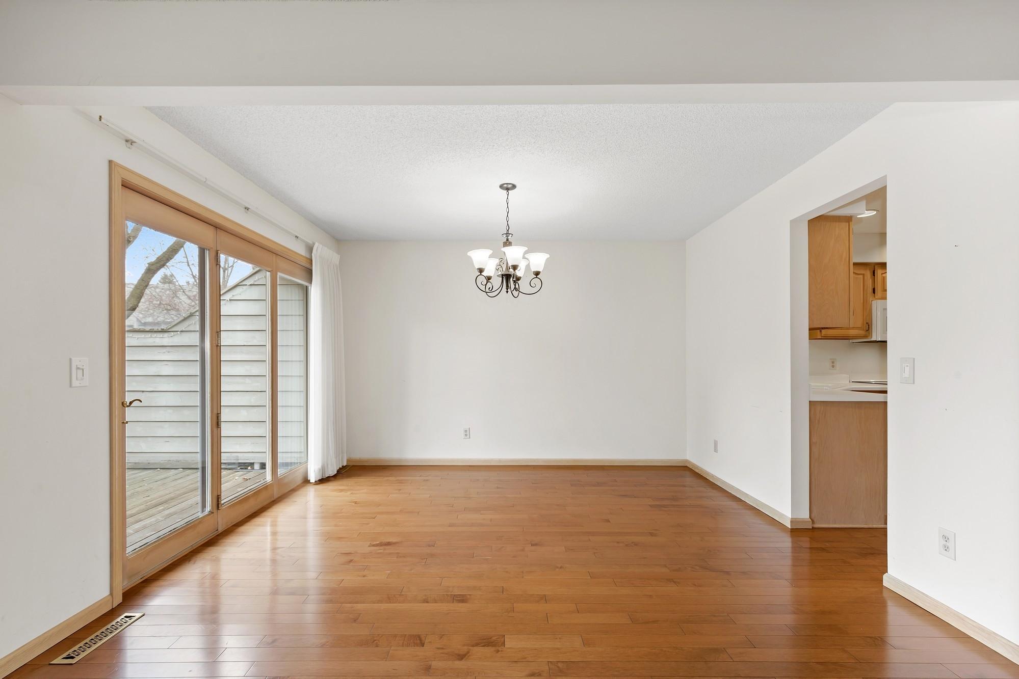7410 Cahill Road Edina, MN 55439 - Photo 5 of 19 Gallery Image 5