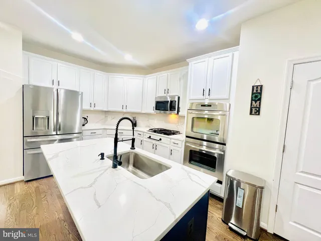 $3,250 | 25172 Fluvial Terrace, Aldie, VA 20105