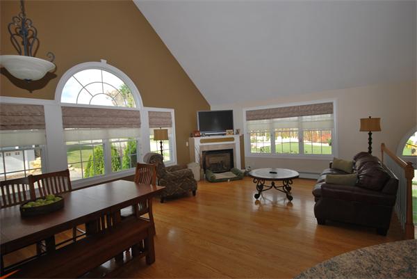 39 Brunelle Drive Rutland, MA 01543 - Photo 3 of 22 Gallery Image 3