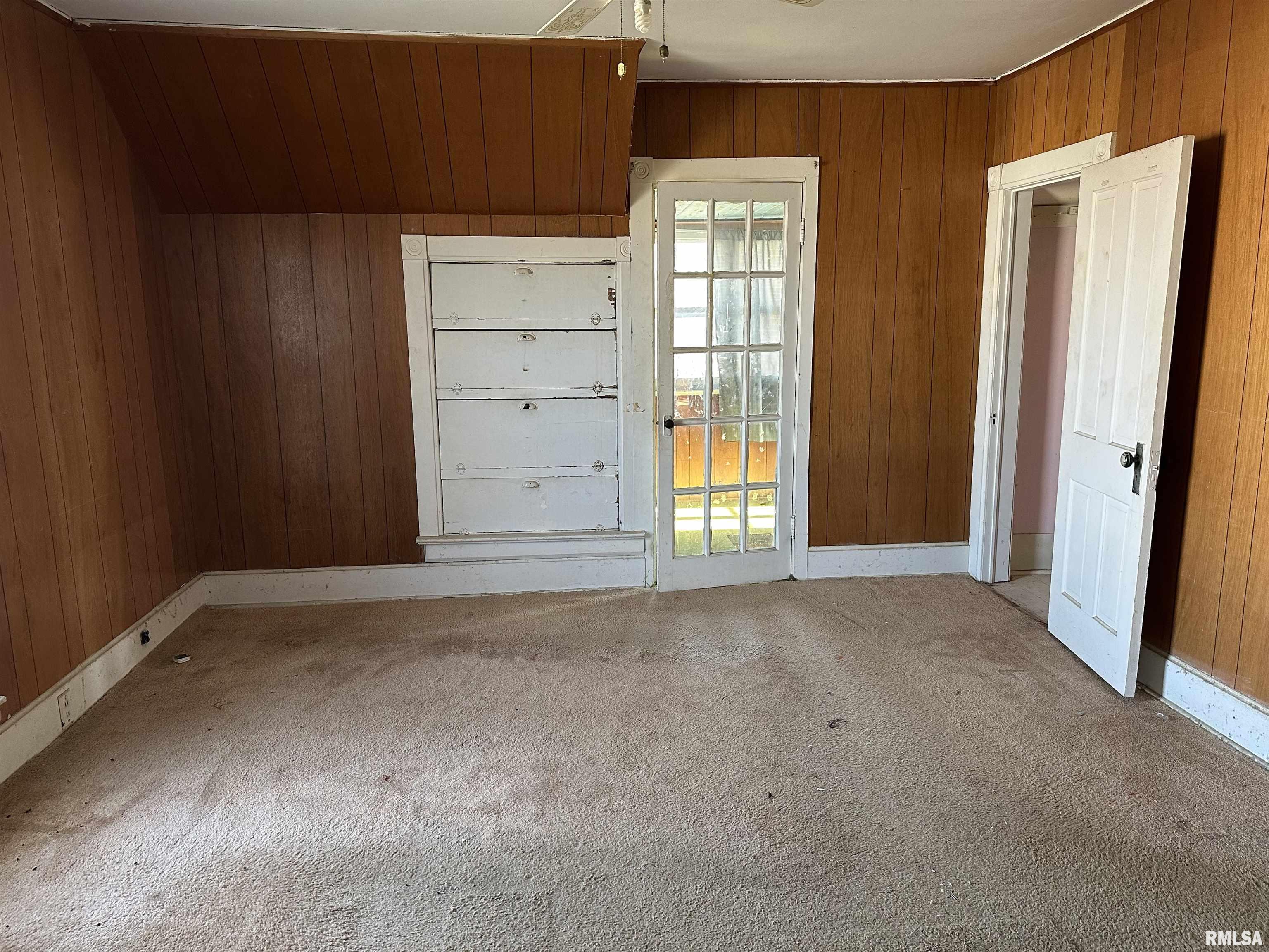 41 Elliot Street Preston, IA 52069 - Photo 13 of 13 Gallery Image 13