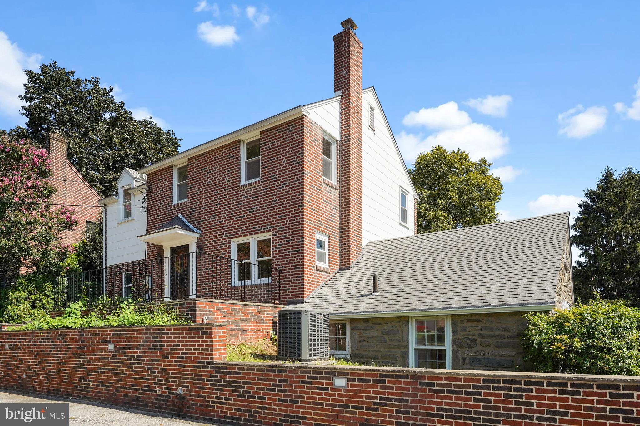 57 Warrior Road Drexel Hill, PA 19026 - Photo 2 of 36 Gallery Image 2