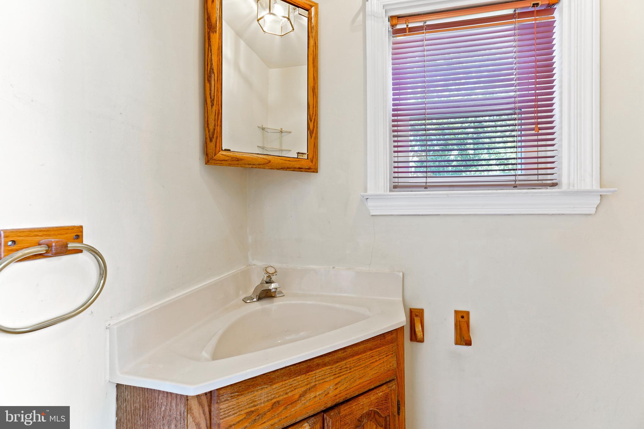 57 Warrior Road Drexel Hill, PA 19026 - Photo 19 of 36 Gallery Image 19