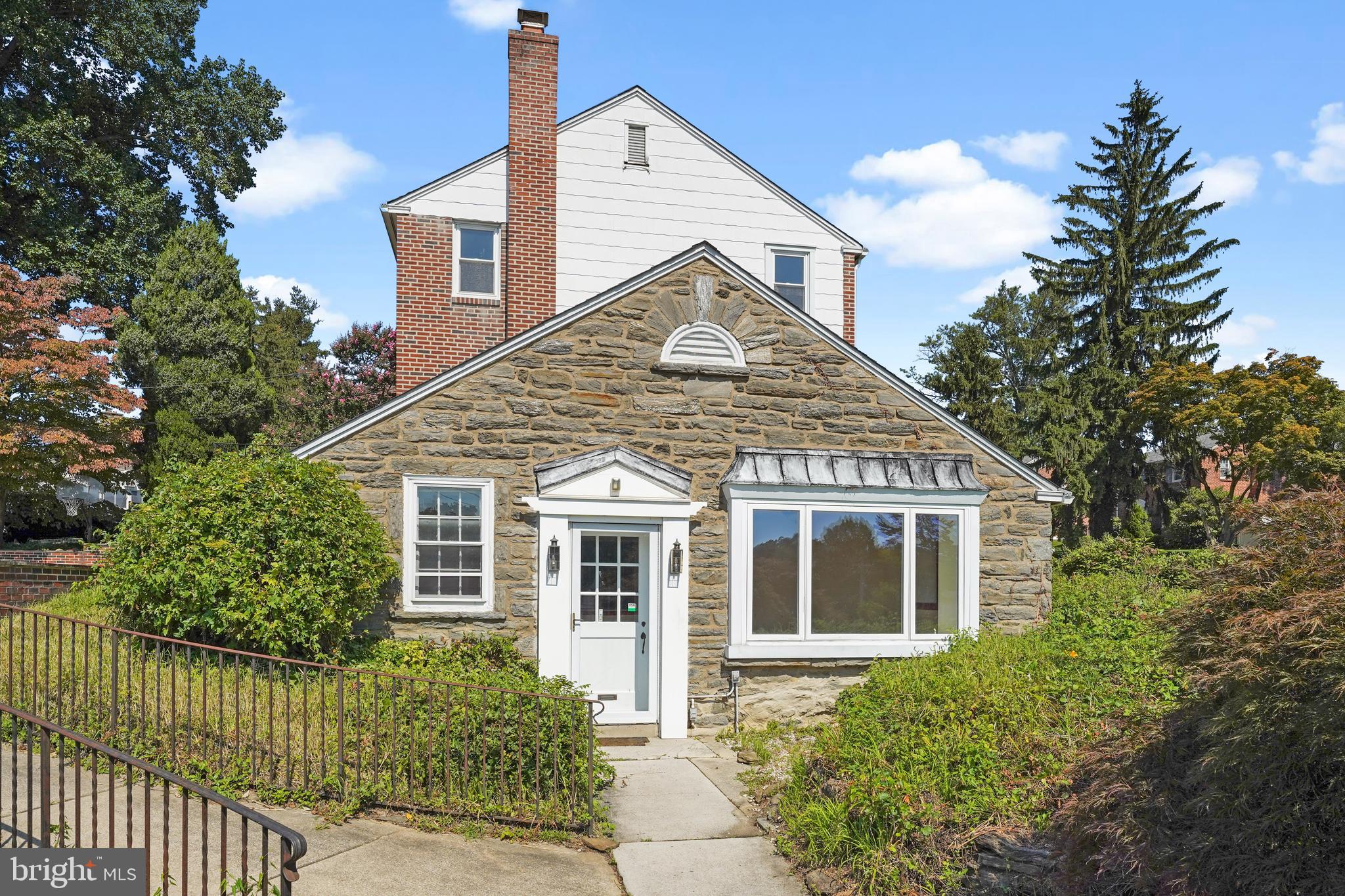 57 Warrior Road Drexel Hill, PA 19026 - Photo 3 of 36 Gallery Image 3