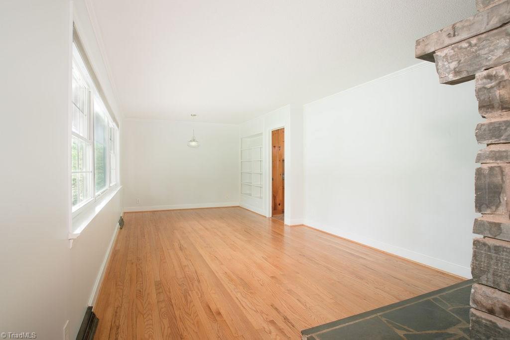 698 Skycrest Country Road Asheboro, NC 27205 - Photo 3 of 18 Gallery Image 3