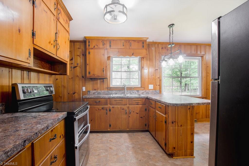 698 Skycrest Country Road Asheboro, NC 27205 - Photo 6 of 18 Gallery Image 6