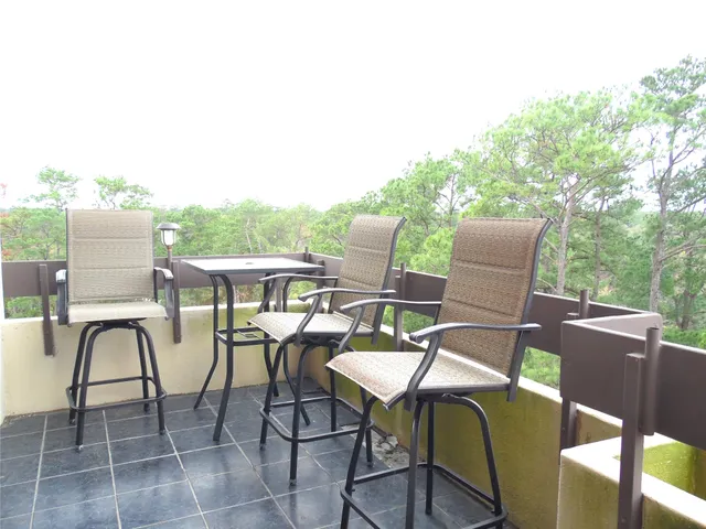 $220,000 | 14655 Champion Forest Drive, Unit 805, Houston, TX 77069