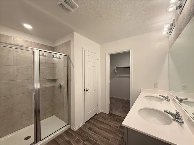 $2,150 | 148 Bennington Drive, Liberty Hill, TX 78642