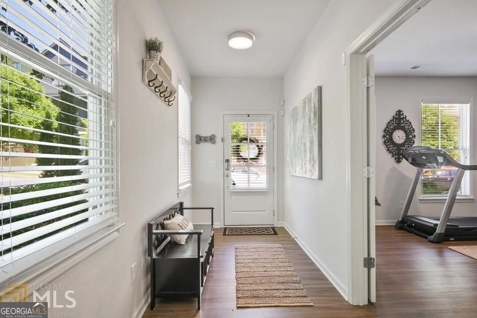 760 Winton Way Atlanta, GA 30312 - Photo 3 of 24