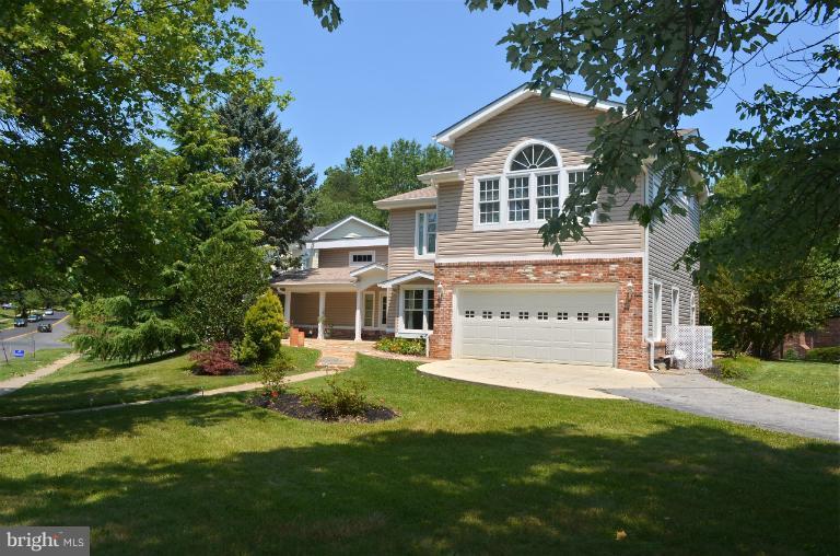 6833 Old Stage Road North Bethesda, MD 20852 - Photo 27 of 27 Exterior (Front)