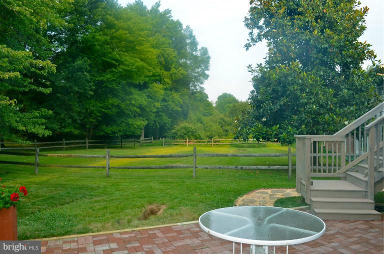 6833 Old Stage Road North Bethesda, MD 20852 - Photo 7 of 27 View