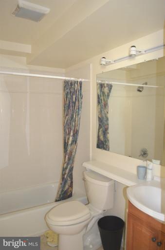 6833 Old Stage Road North Bethesda, MD 20852 - Photo 10 of 27 Basement Bath