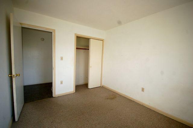 2308 Ranch Road Northwest Roanoke, VA 24017 - Photo 17 of 23 an empty room with closet area