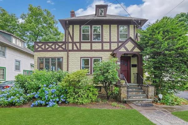$1,249,000 | 541 Second Avenue, Pelham, NY 10803