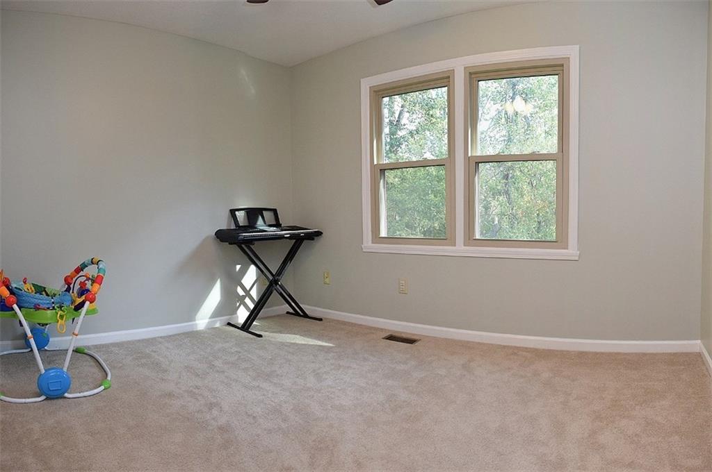 8523 Promontory Road Indianapolis, IN 46236 - Photo 15 of 24 Gallery Image 15