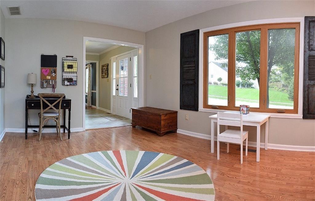 8523 Promontory Road Indianapolis, IN 46236 - Photo 4 of 24 Gallery Image 4