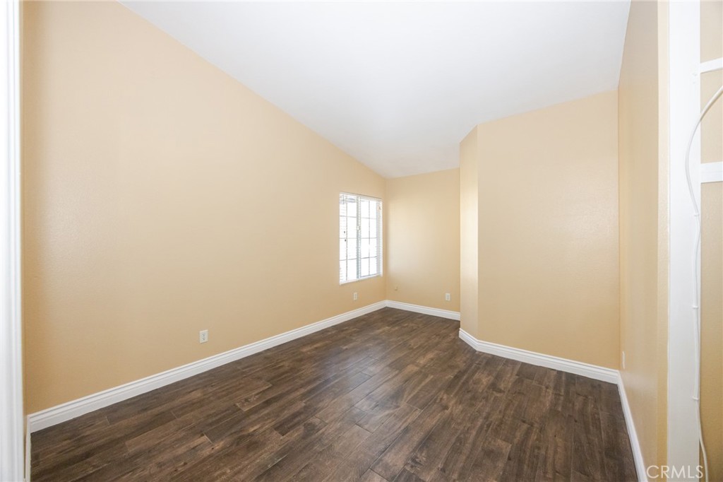 15045 Spring Street Fontana, CA 92335 - Photo 22 of 36