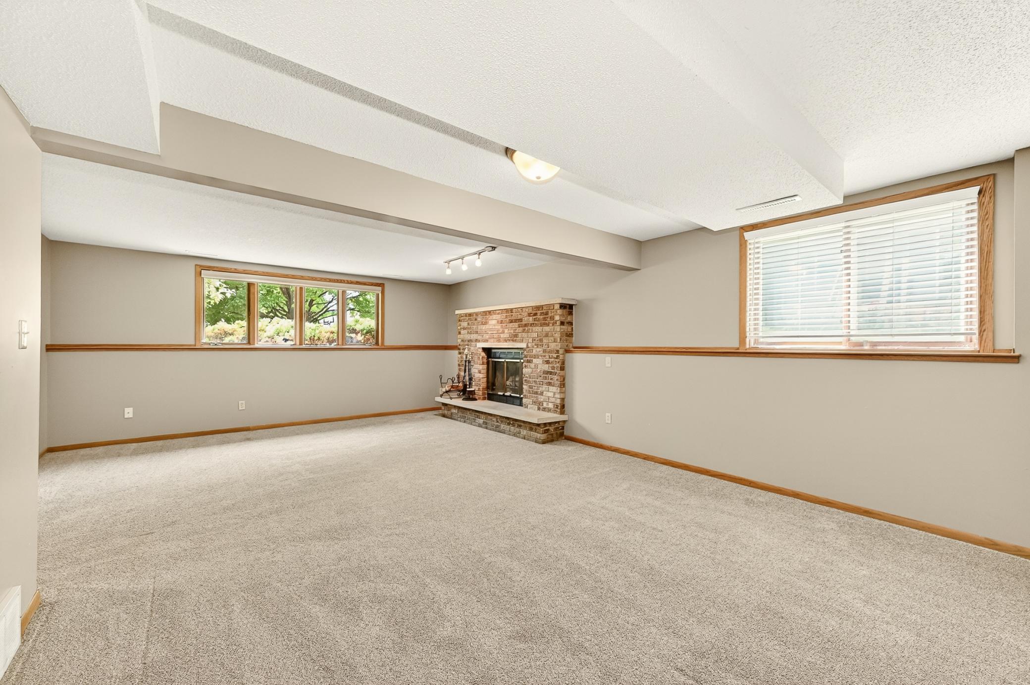 2627 Westridge Lane Northwest Rochester, MN 55901 - Photo 18 of 24