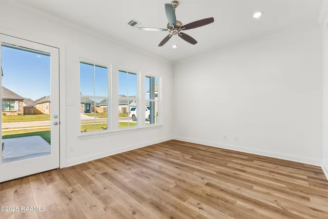 $261,500 | 108 Carreras Lane, Maurice, LA 70555