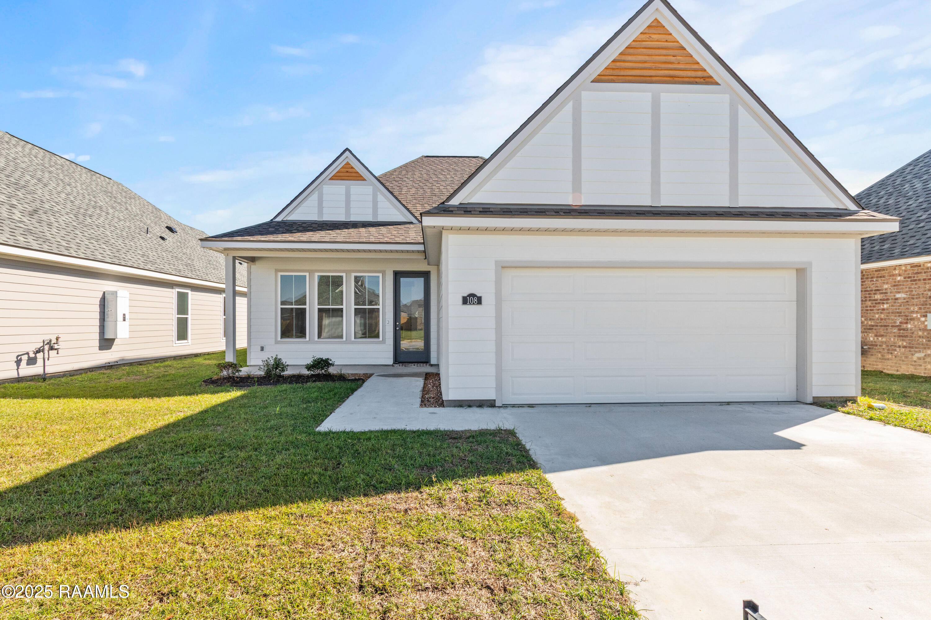 108 Carreras Lane Maurice, LA 70555 - Photo 2 of 37 108Carreras-2