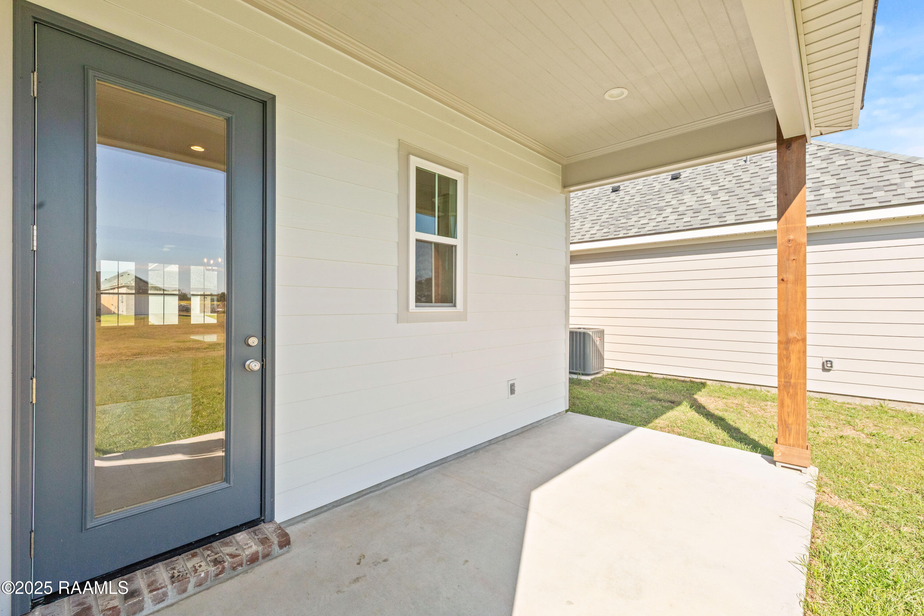 108 Carreras Lane Maurice, LA 70555 - Photo 27 of 37 108Carreras-5