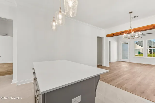 $261,500 | 108 Carreras Lane, Maurice, LA 70555