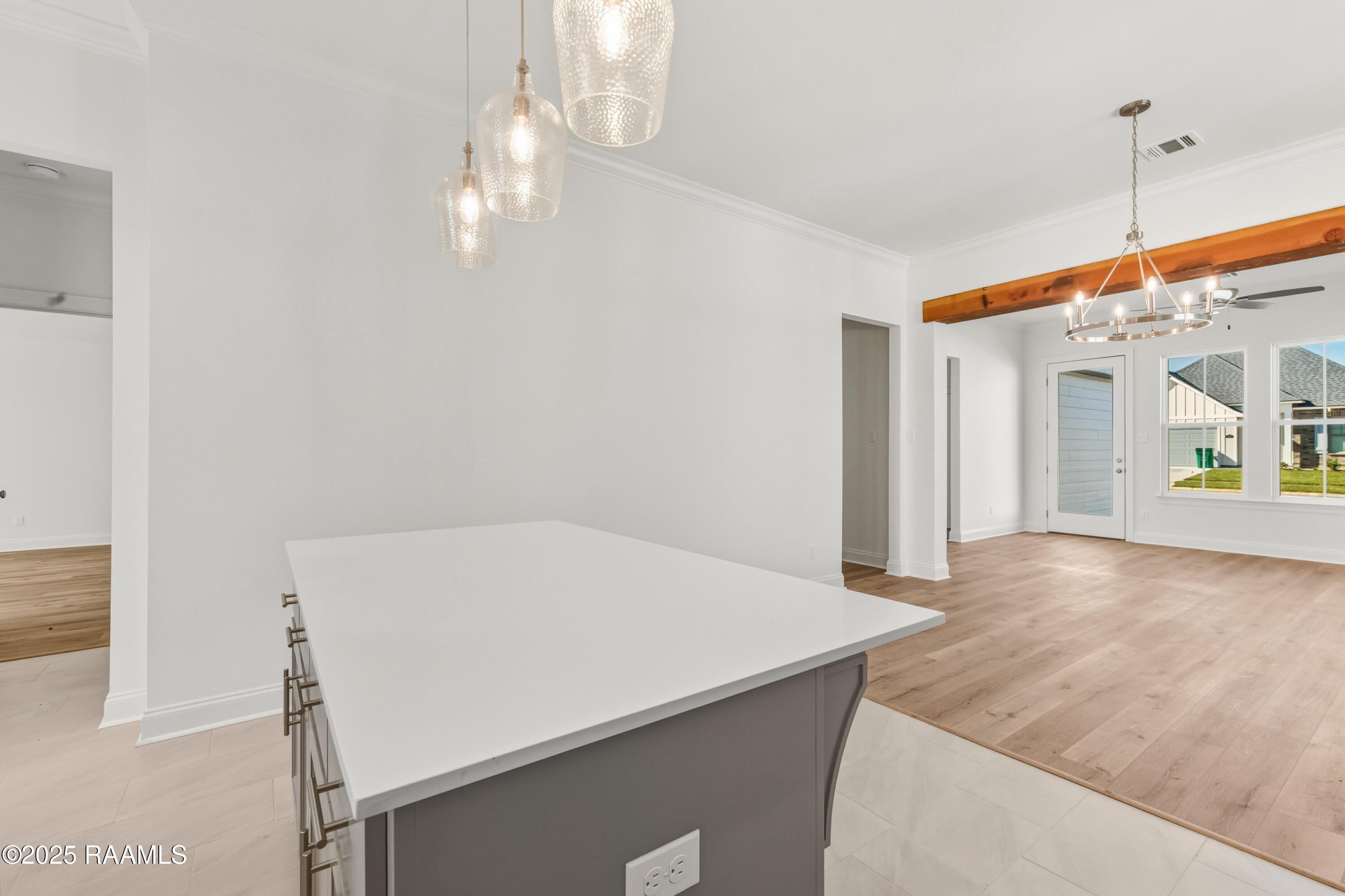 108 Carreras Lane Maurice, LA 70555 - Photo 8 of 37 108Carreras-28