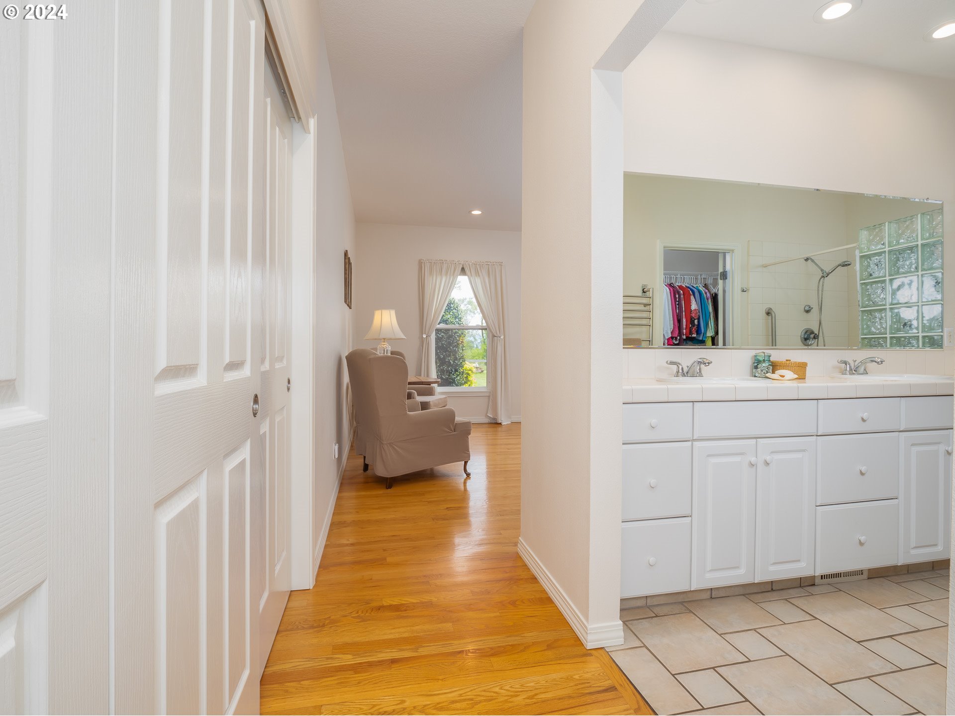 22886 Bents Road Northeast Aurora, OR 97002 - Photo 19 of 48 Gallery Image 19