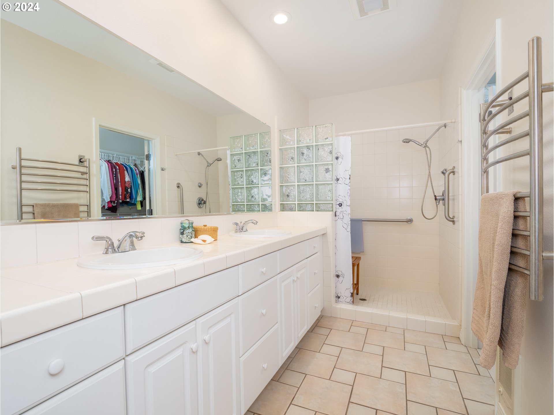 22886 Bents Road Northeast Aurora, OR 97002 - Photo 20 of 48 Gallery Image 20