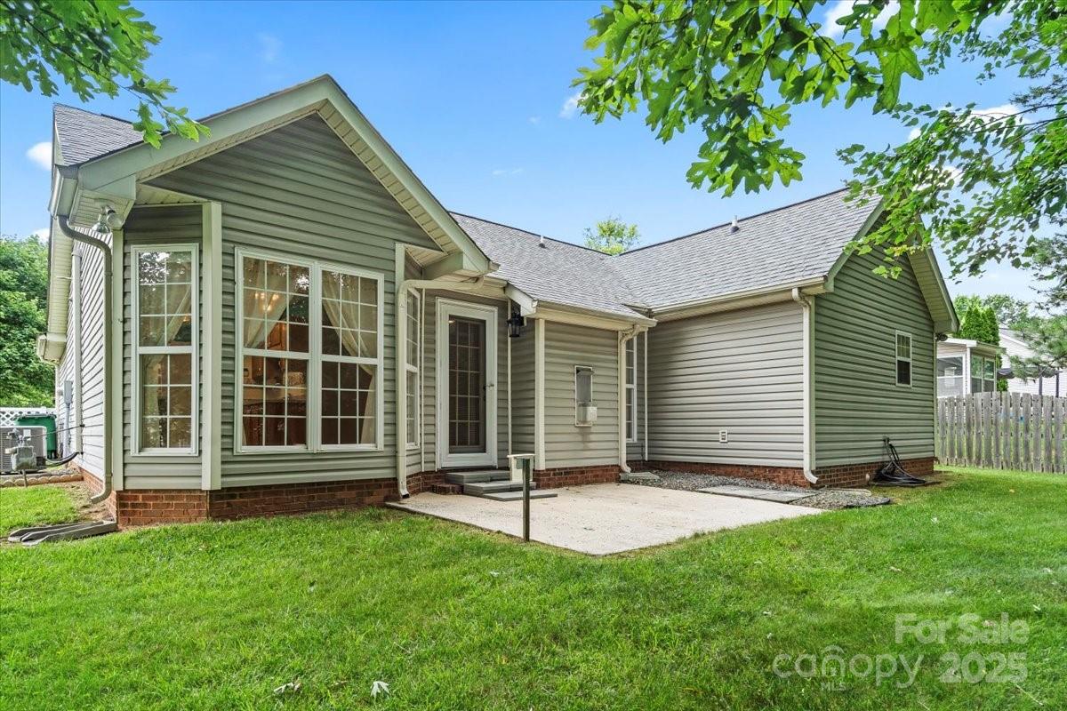 3114 Pine Pointe Street Matthews, NC 28104 - Photo 17 of 18