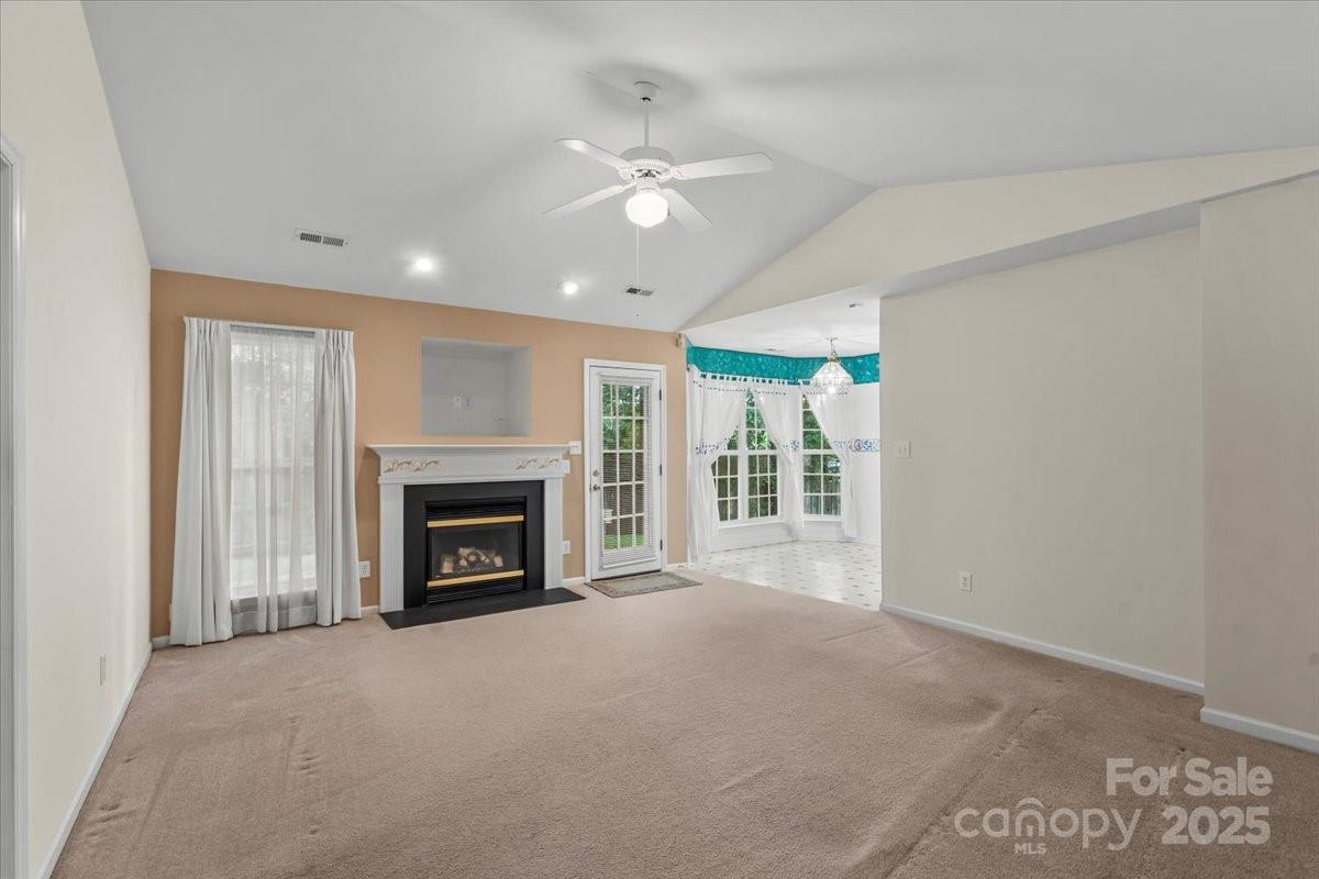 3114 Pine Pointe Street Matthews, NC 28104 - Photo 4 of 18