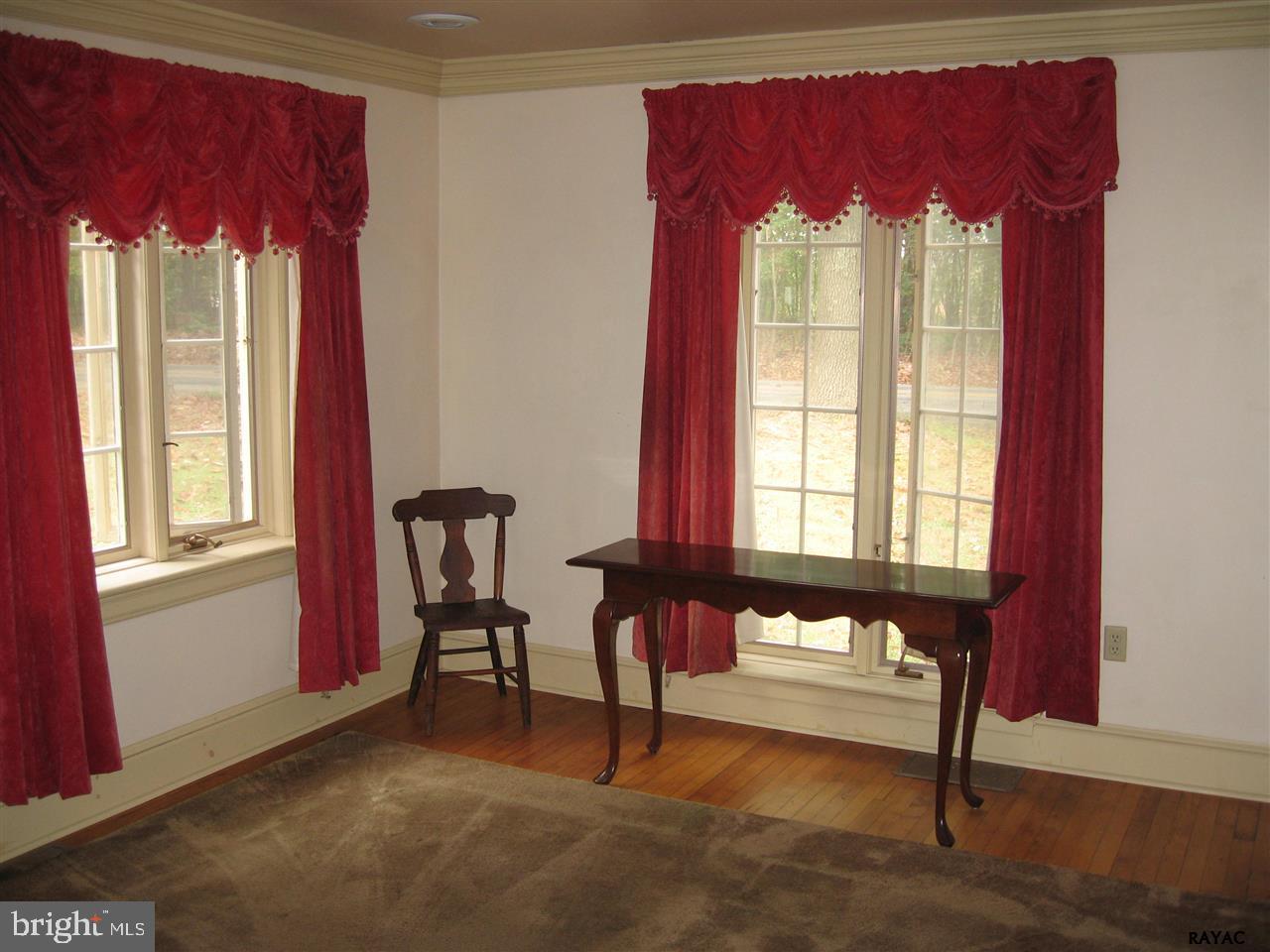 8824 Century Farms Road Felton, PA 17322 - Photo 6 of 25 Gallery Image 6