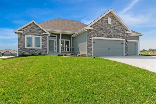 $503,480 | 11116 North Bristol Avenue, Kansas City, MO 64156