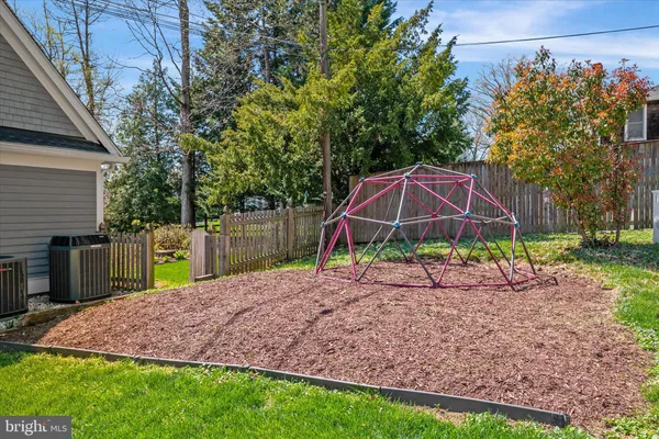 $1,425,000 | 14 Severn River Road, Severna Park, MD 21146