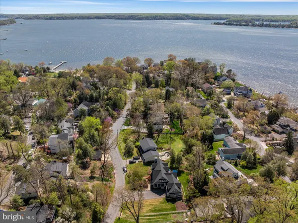 $1,425,000 | 14 Severn River Road, Severna Park, MD 21146
