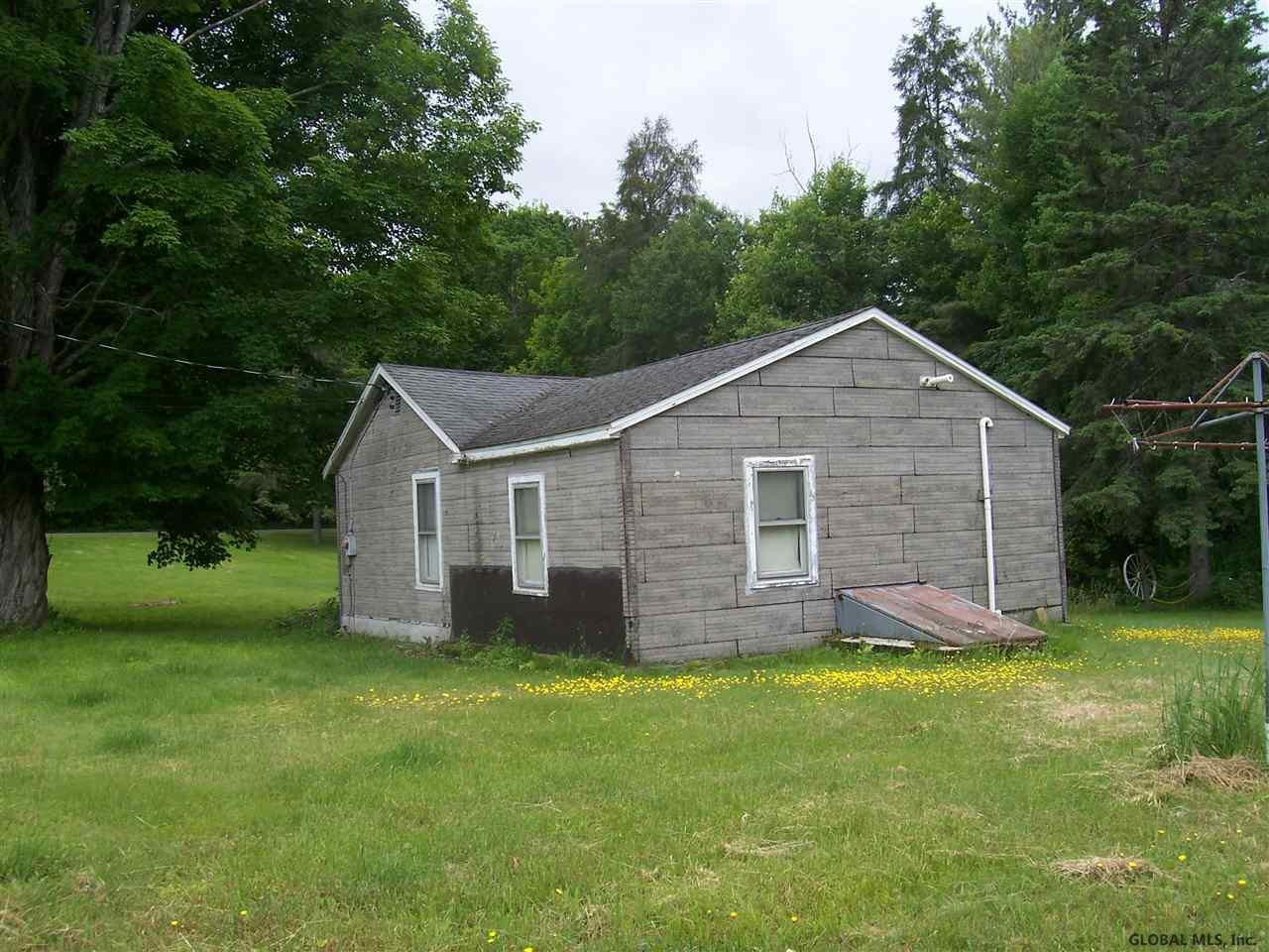 317 Lakeview Road Broadalbin, NY 12025 - Photo 8 of 21 Photo 8