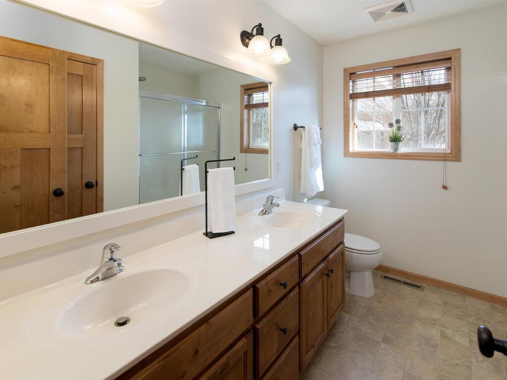 2124 Halli Road Shakopee, MN 55379 - Photo 30 of 50