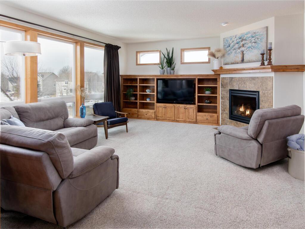 2124 Halli Road Shakopee, MN 55379 - Photo 7 of 50