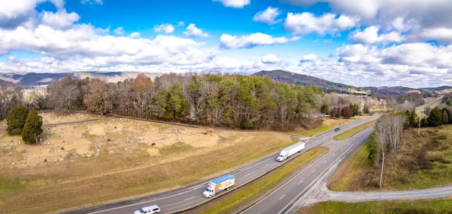 $525,000 | 1085 Rhea County Highway, Dayton, TN 37321