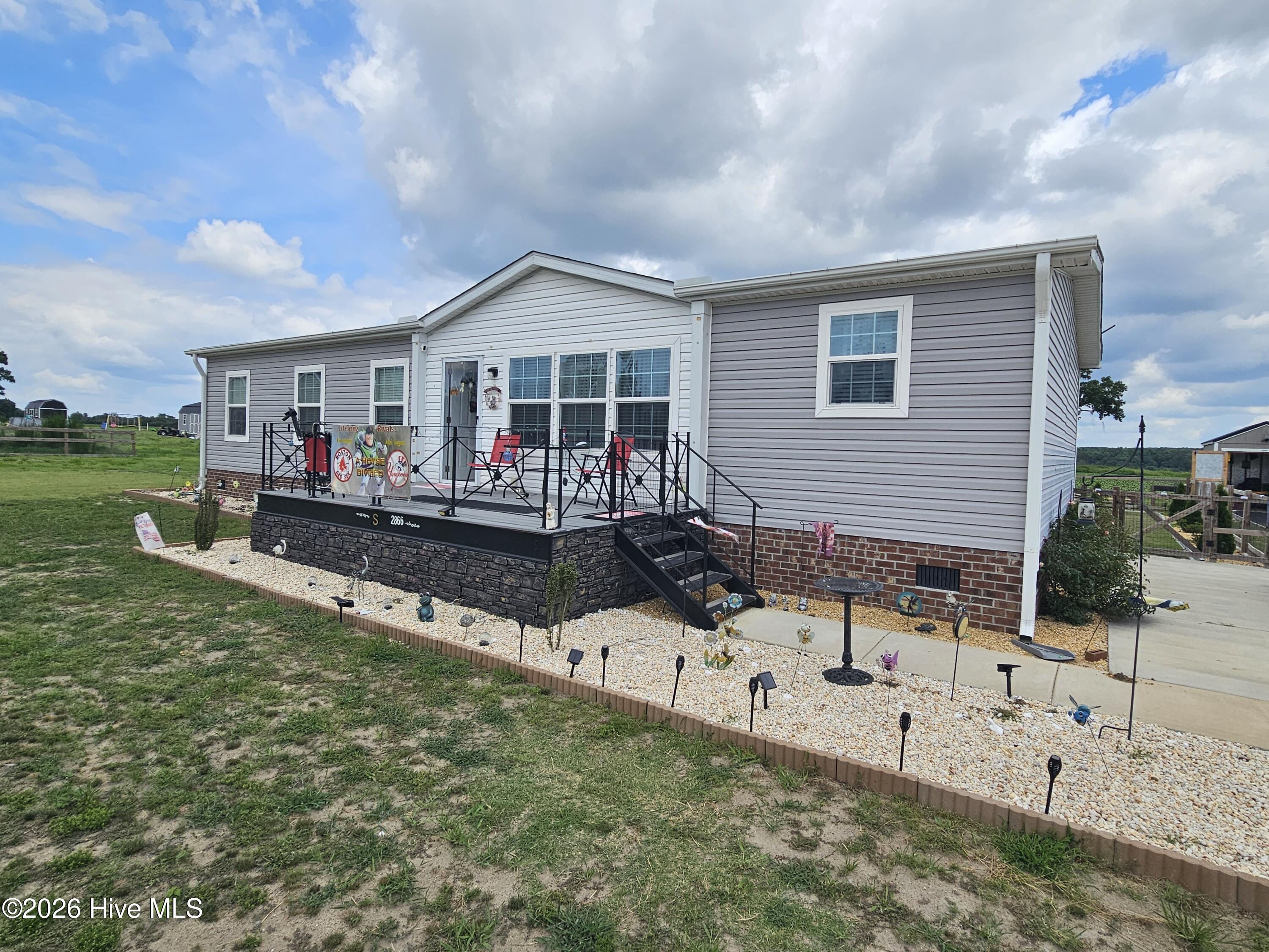 2866 Basstown Road Clinton, NC 28328 - Photo 2 of 27
