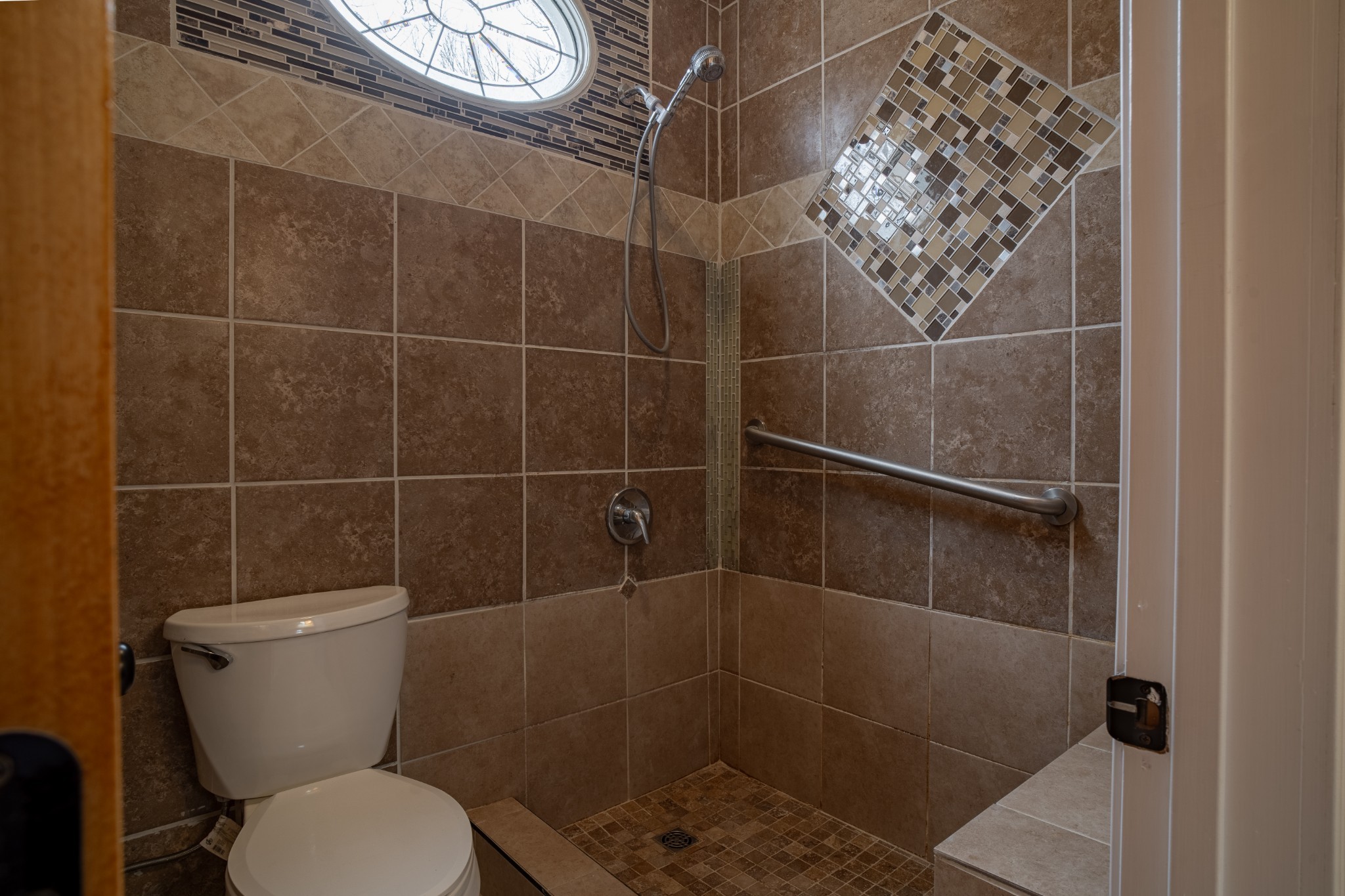 550 Laurel Crown Road Manchester, TN 37355 - Photo 73 of 87 a bathroom with a toilet and a shower