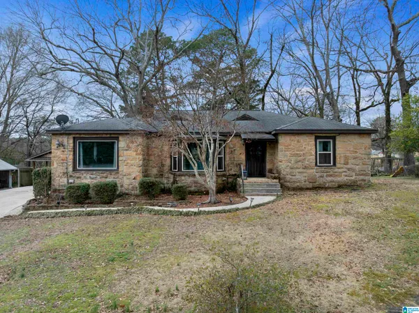 $340,000 | 604 4th Avenue South, Jasper, AL 35501