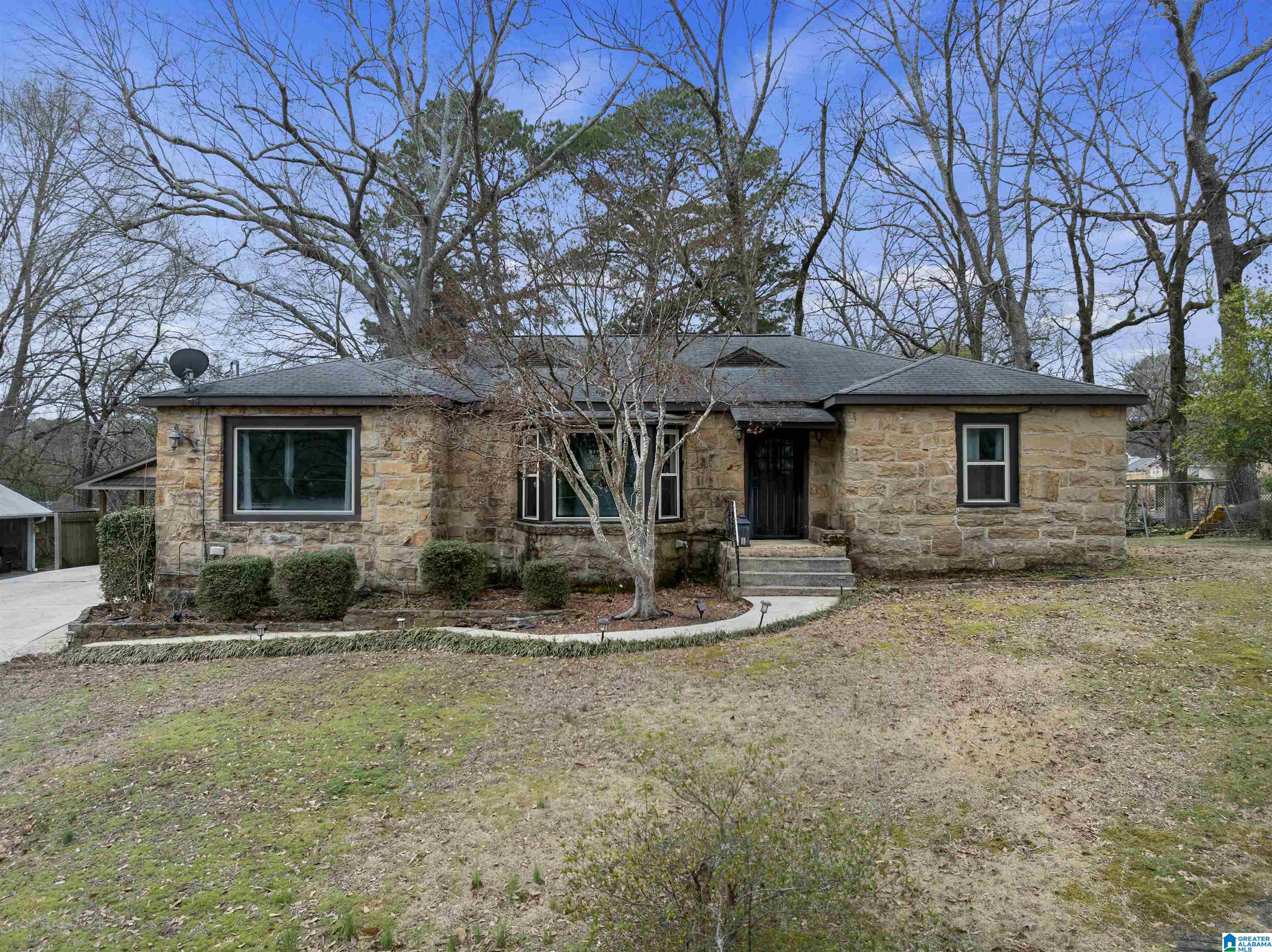 604 4th Avenue South Jasper, AL 35501 - Photo 1 of 27