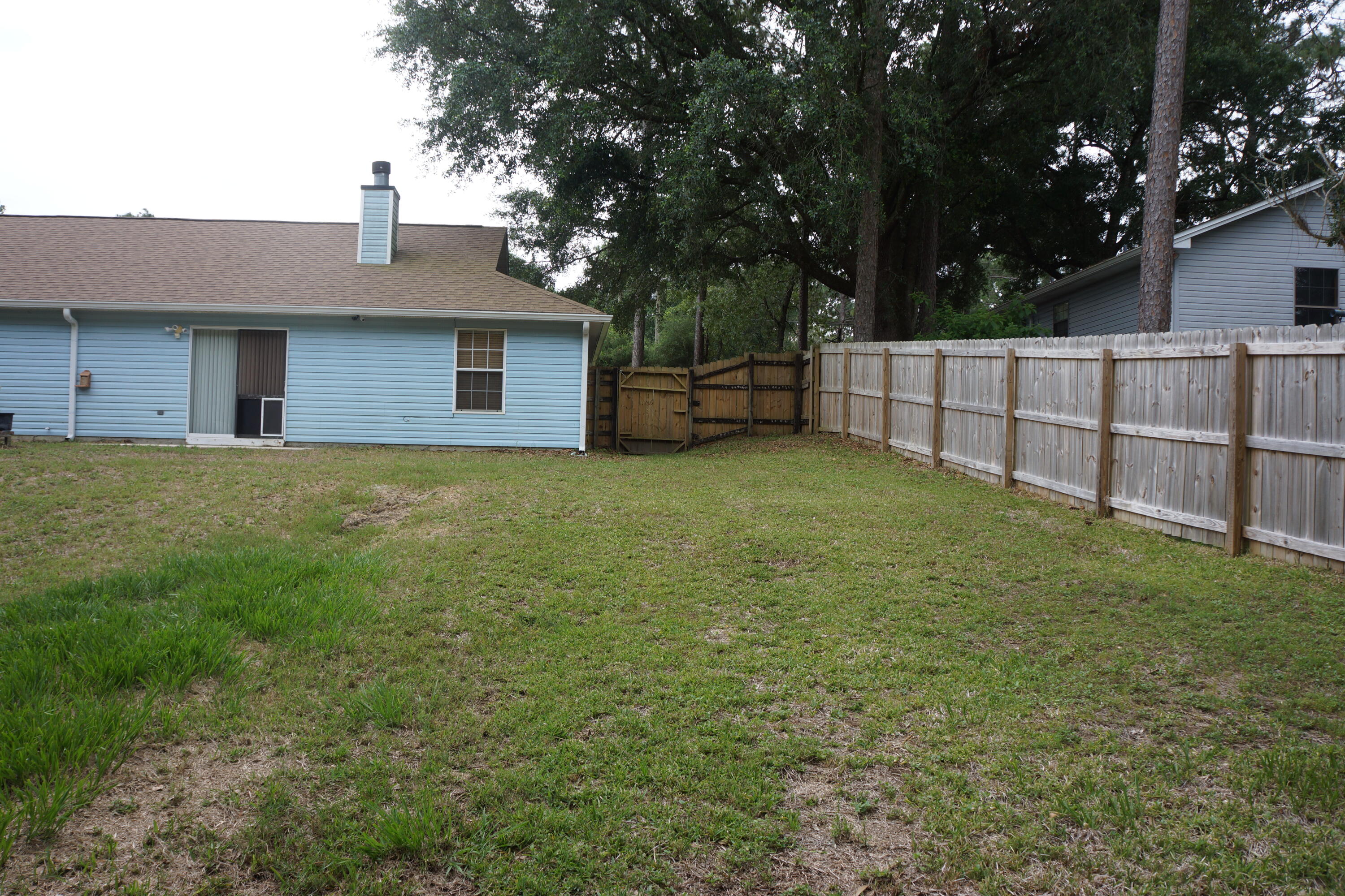 376 John King Road Crestview, FL 32539 - Photo 34 of 42 Single gate left side of home