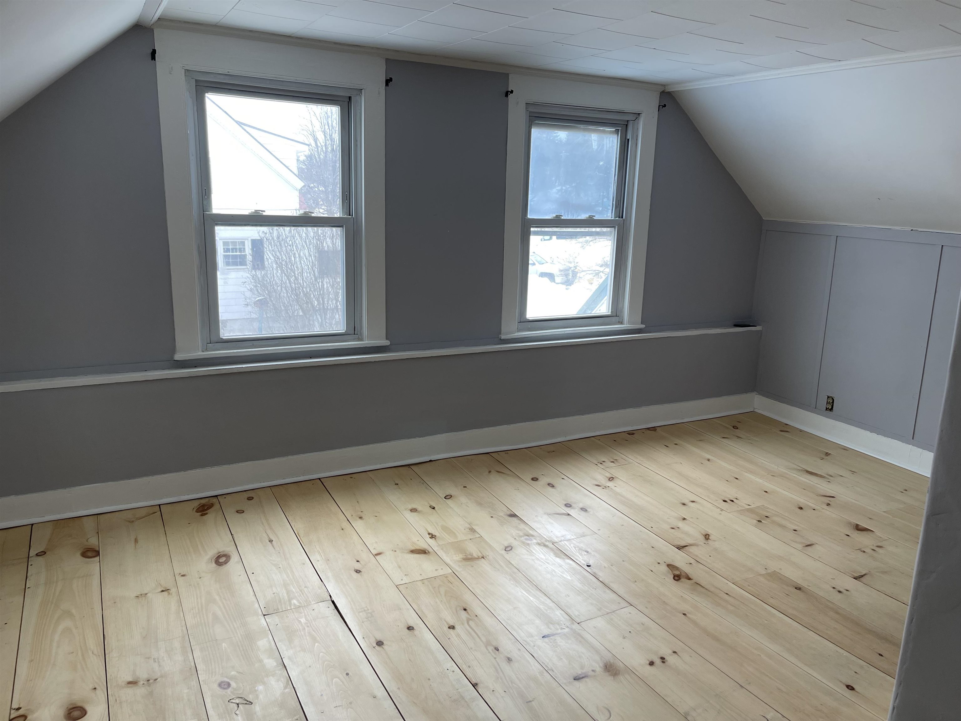 173 Main Street Belmont, NH 03220 - Photo 4 of 23