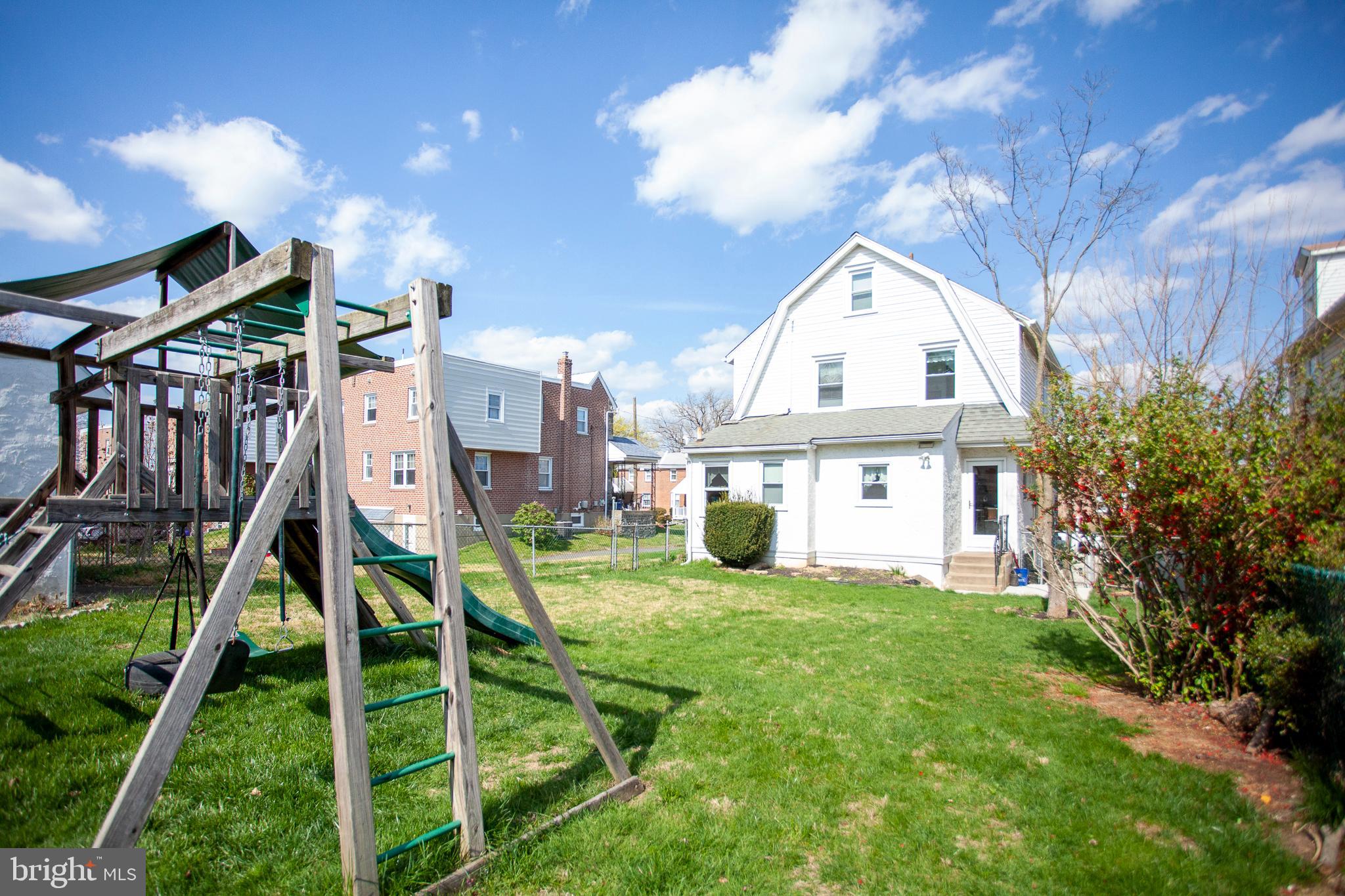28 Woodbine Road Havertown, PA 19083 - Photo 20 of 21 Exterior Back